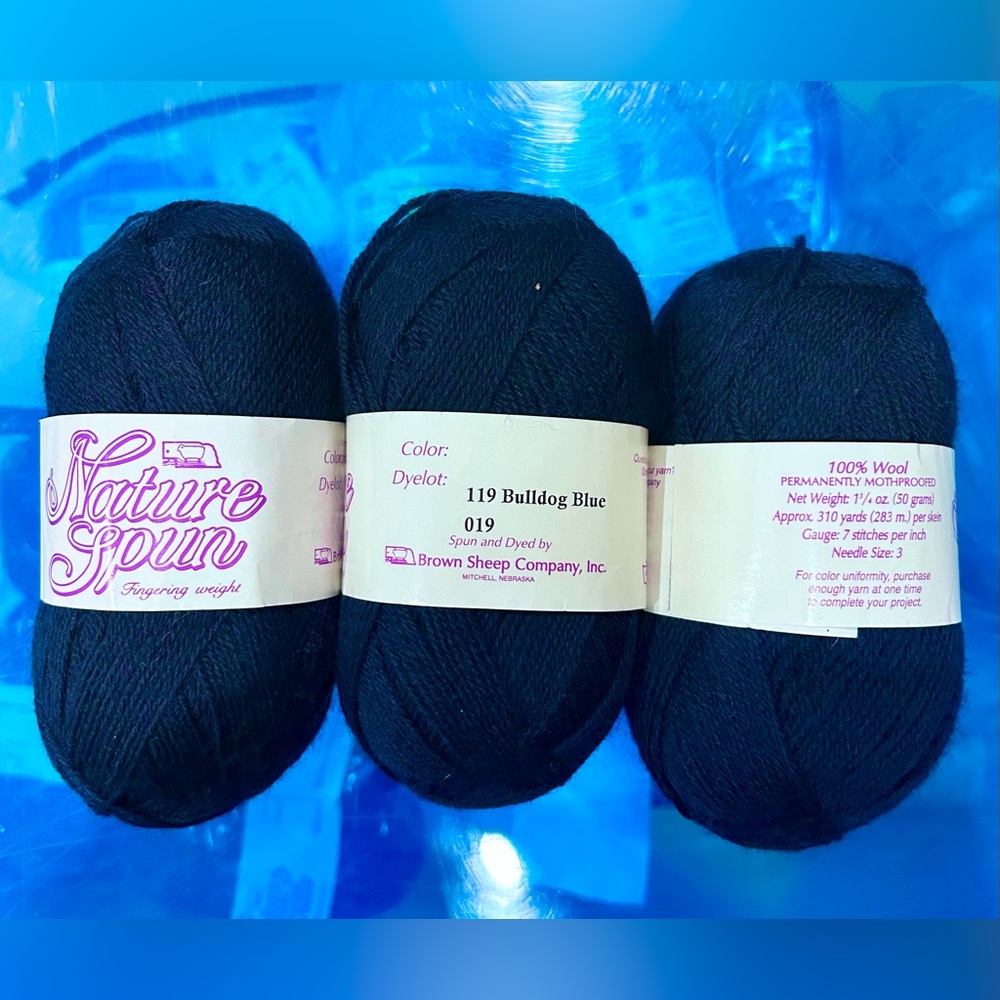 Nature Spun Fingering Weight Yarn in Bulldog Blue